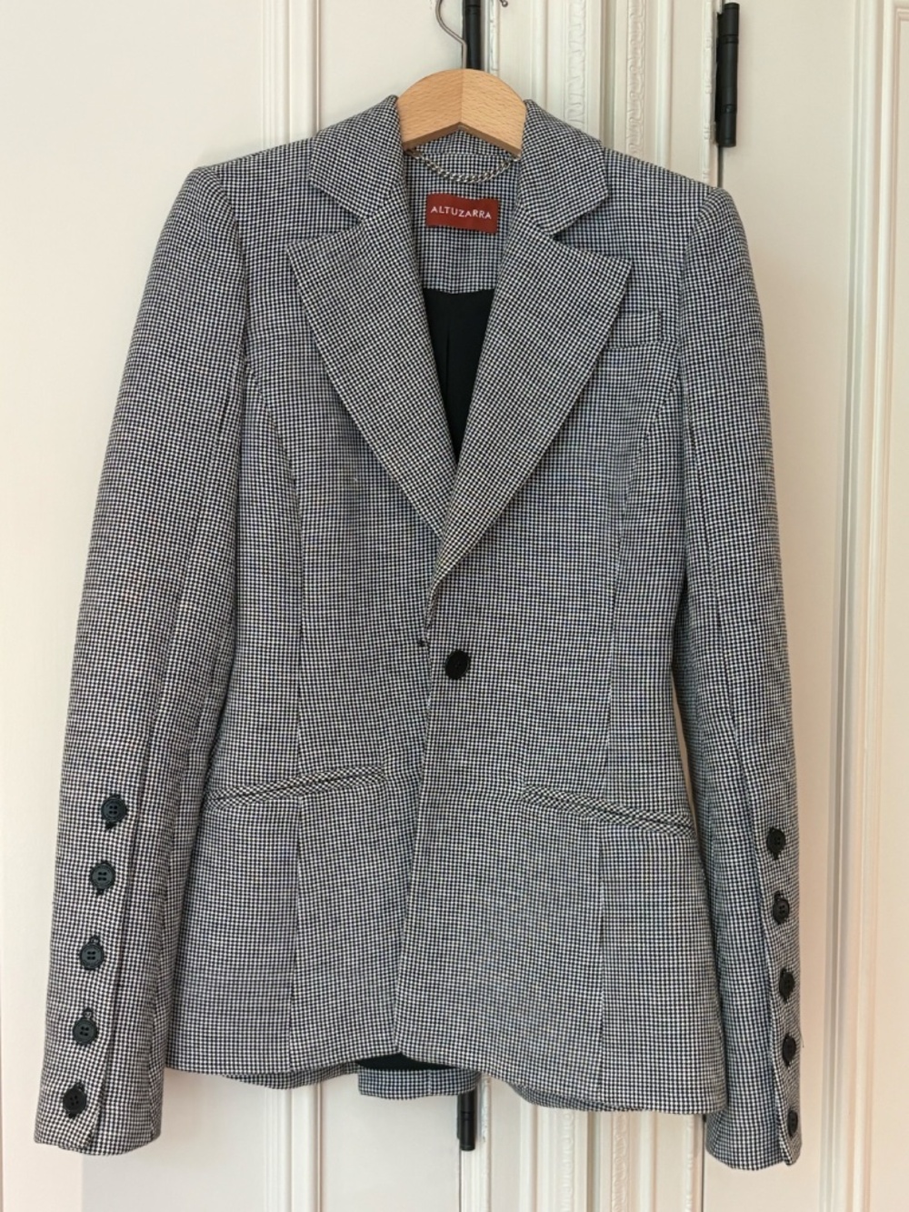 ALTUZARRA